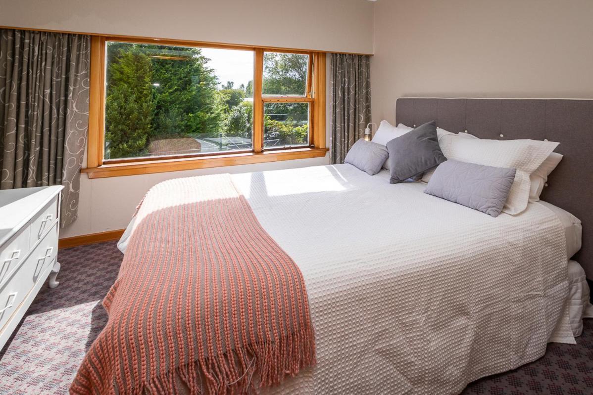 Grand View - Te Anau Holiday Home Zewnętrze zdjęcie
